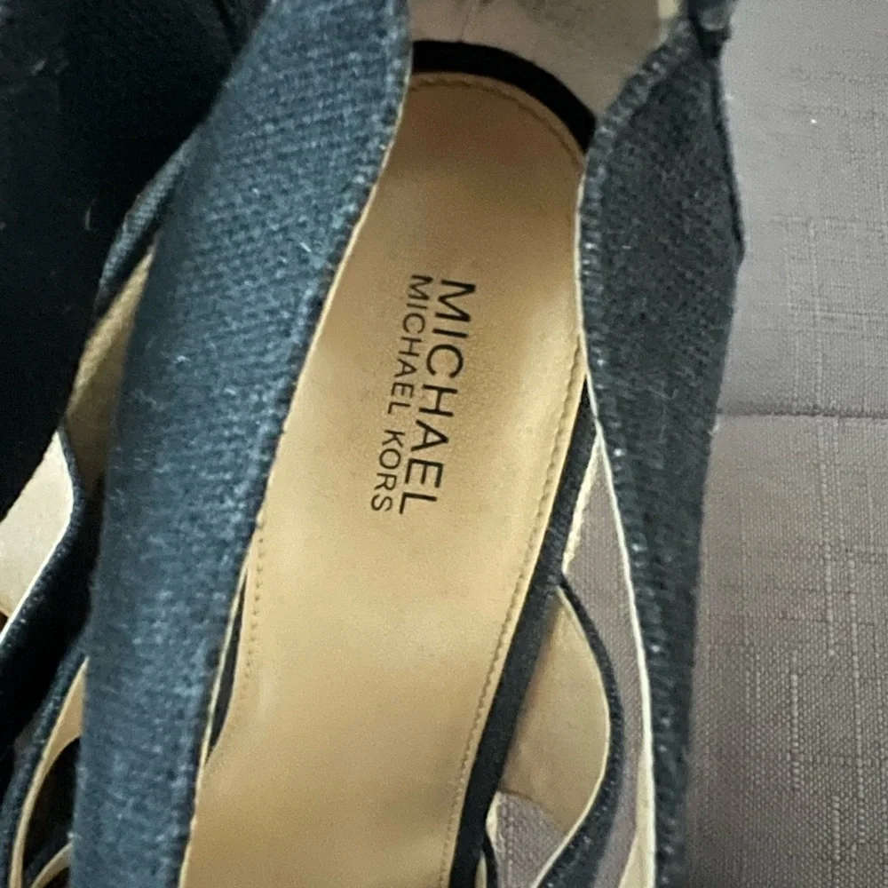 Michael Kors Black and Tan Wedge Sandals - Picture 3 of 5